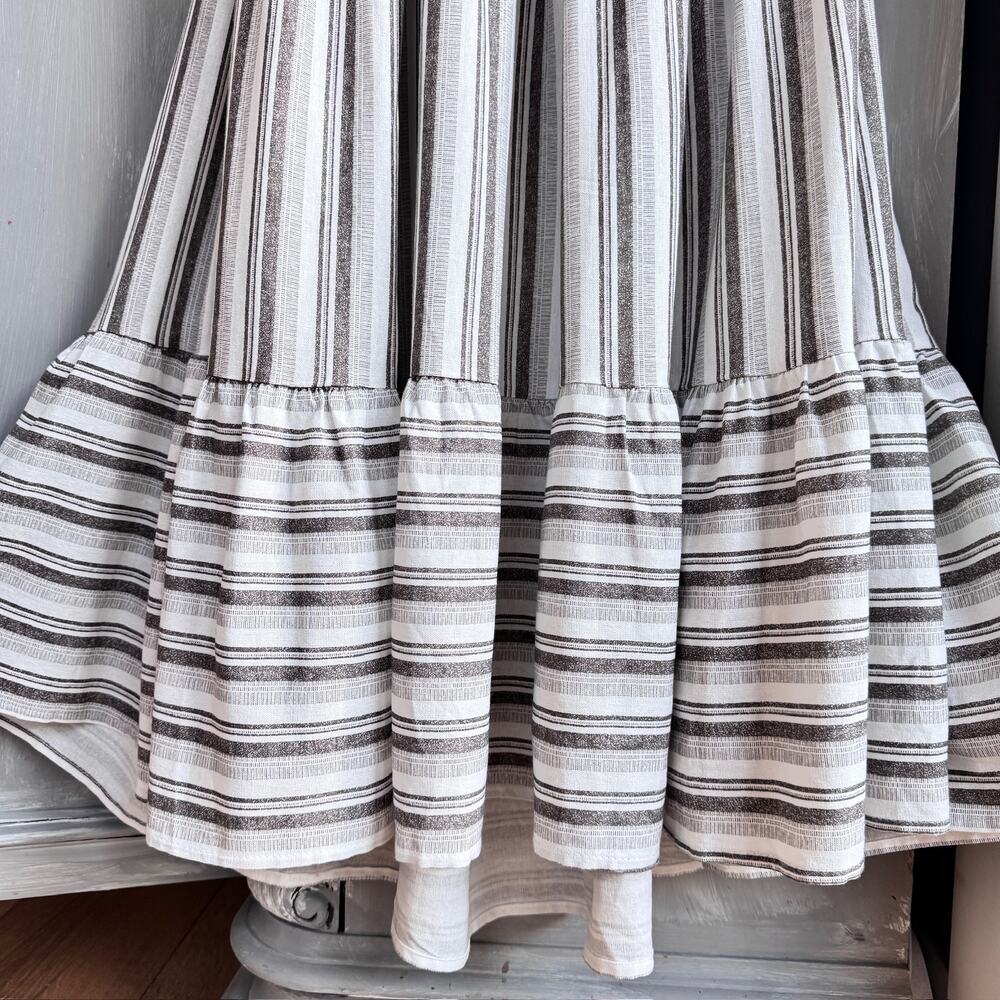 Blu Pepper Gray White Striped Tiered Maxi Dress Size Large NWOT Open Back - Picture 11 of 16